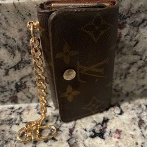 COPY - COPY - - Authentic Louis Vuitton Monogram Key Case